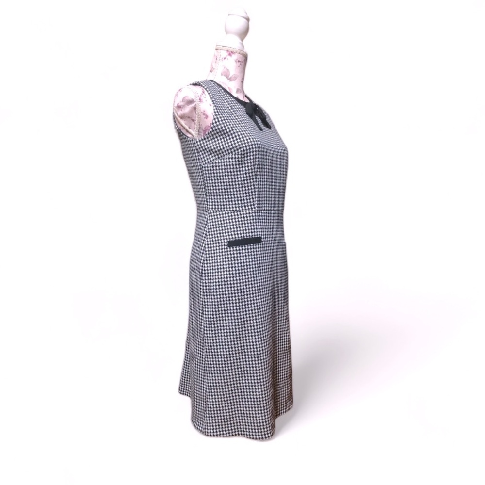 TALBOTS TIPPED PONTE TIE NECK DRESS - HOUNDSTOOTH - Picture 4 of 5